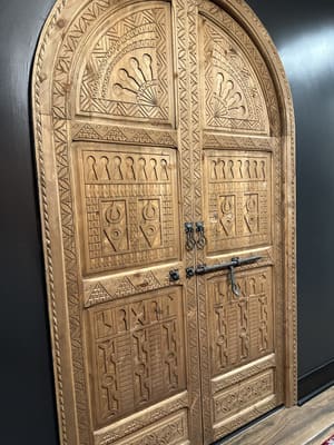 {{ custom_values.service_3 }} in {{custom_values.area_3})