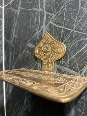 {{ custom_values.service_3 }} in {{custom_values.area_3})