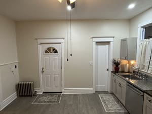 {{ custom_values.service_3 }} in {{custom_values.area_2})