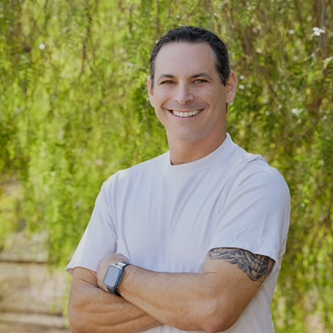 Dr. Corey Lichtman