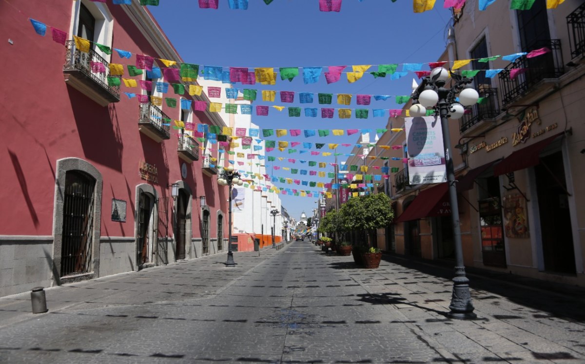 Vista de la Calle de los Dulces en Puebla