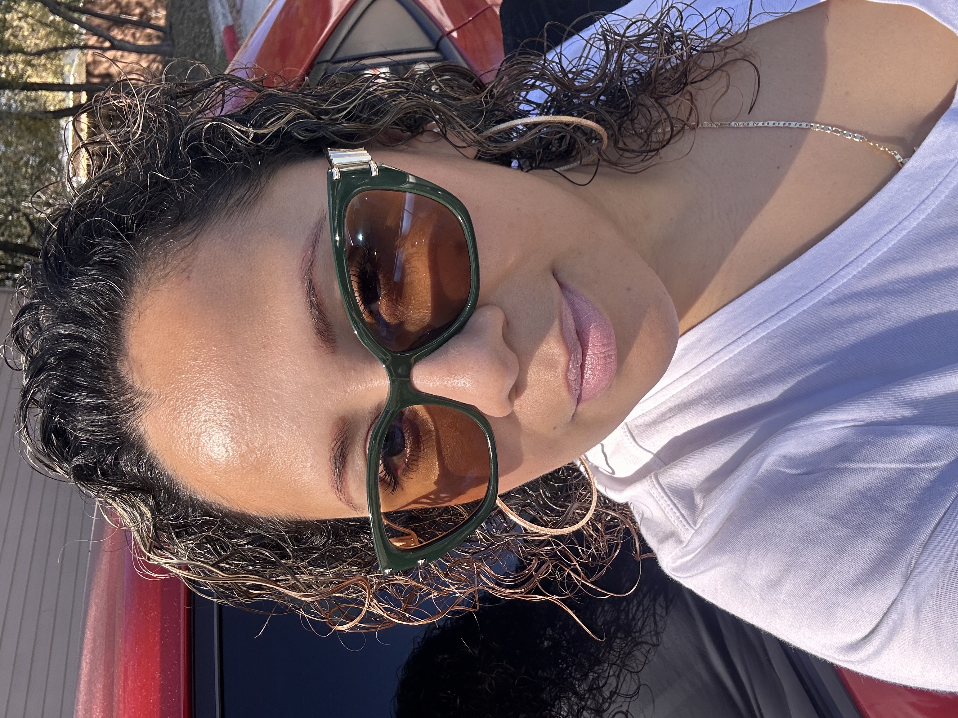 Yuliana D.