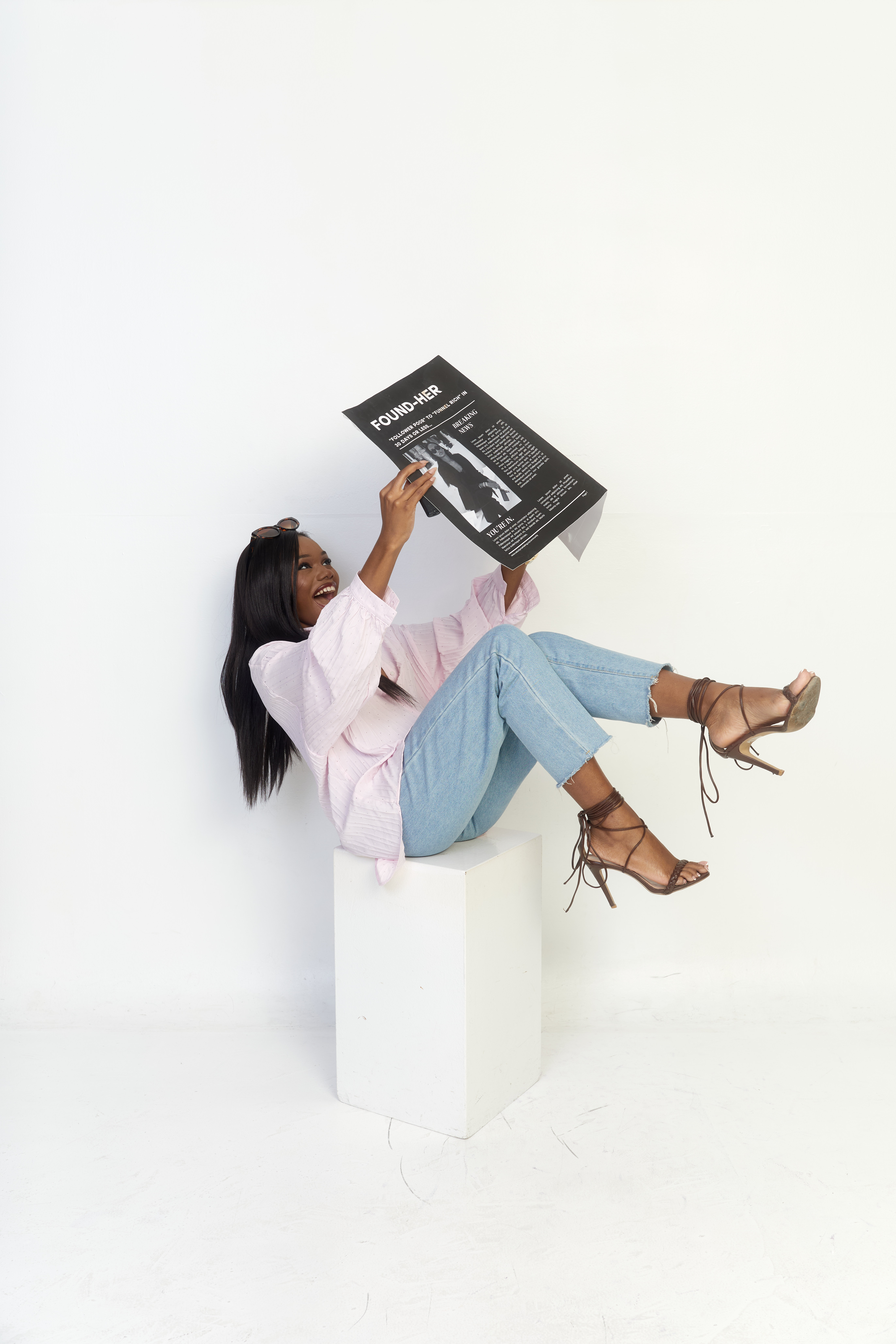 Founder of Rich Girl It Girl mapping out a client's business strategy