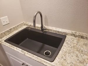 {{ custom_values.service_3 }} in {{custom_values.area_2})