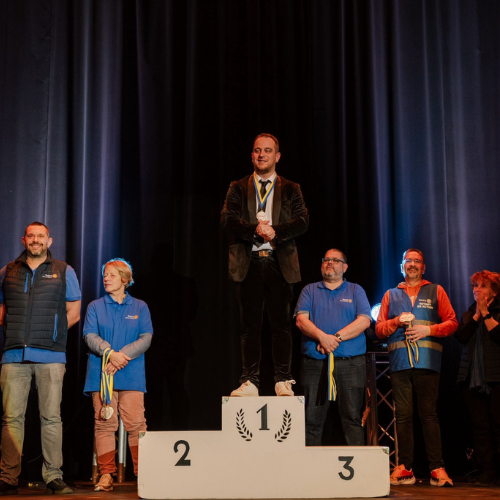 Magicien lancement produit entreprise — animation innovante Paris