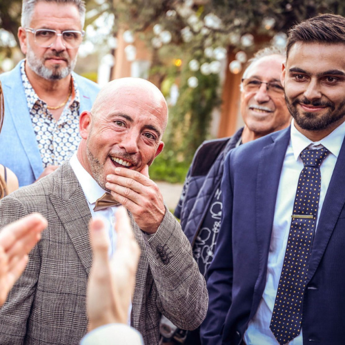 Magicien mariage Paris — tour de magie devant les invités