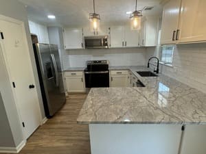 {{ custom_values.service_3 }} in {{custom_values.area_2})