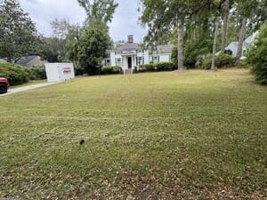 {{ custom_values.service_3 }} in {{custom_values.area_3})