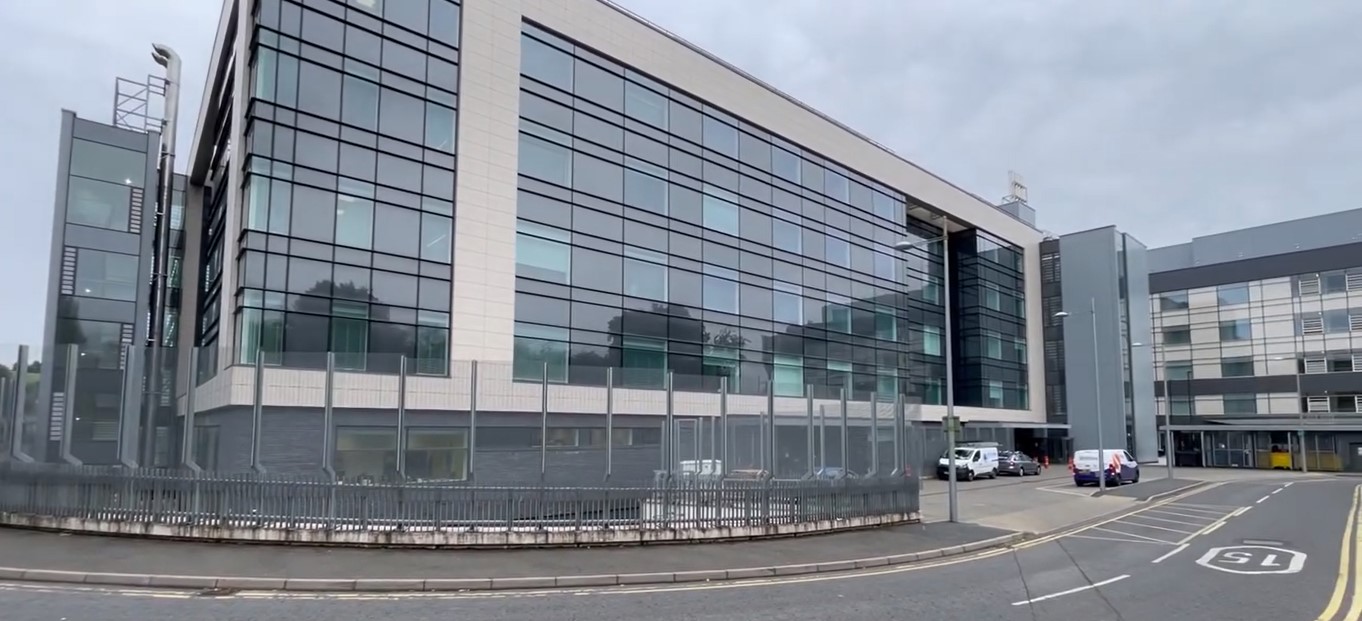 commercial window cleaning