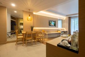 Thailand curated stay visual