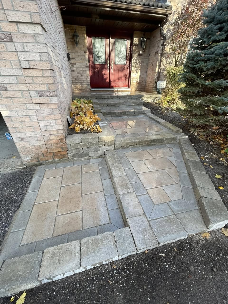 Interlock walkway