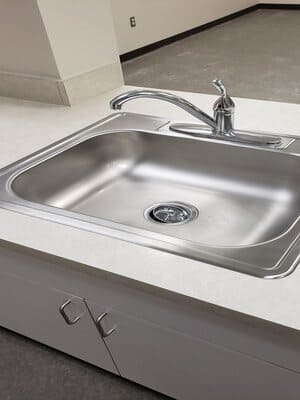 {{ custom_values.service_1 }} in {{custom_values.area_4})