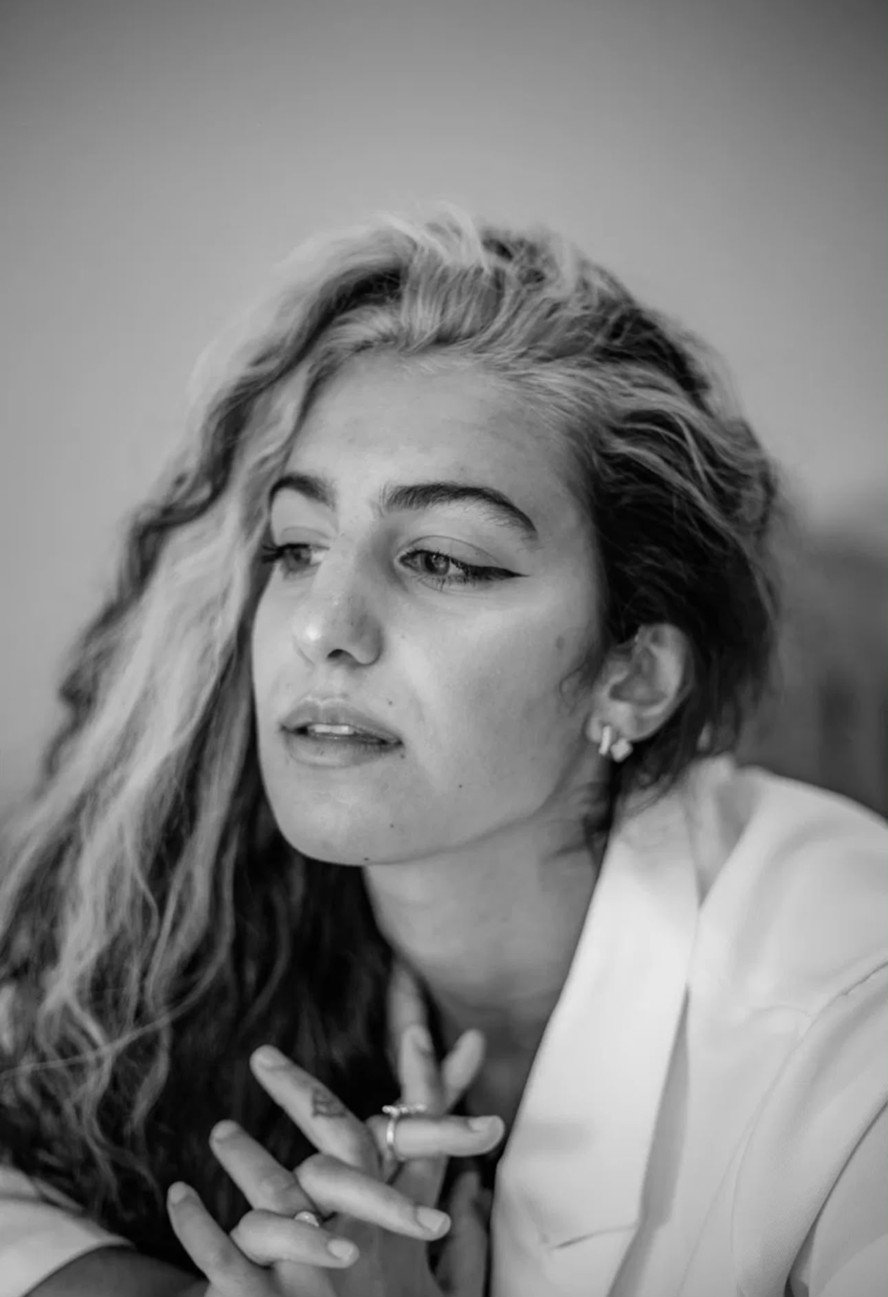 Savannah listening, a quiet black-and-white moment