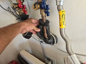 {{ custom_values.service_3 }} in {{custom_values.area_3})