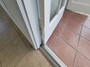 {{ custom_values.service_1 }} in {{custom_values.area_3})