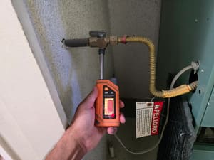 {{ custom_values.service_1 }} in {{custom_values.area_4})