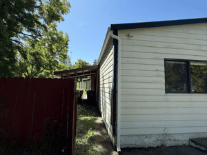 {{ custom_values.service_4 }} in {{custom_values.area_7})