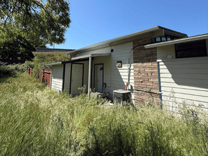 {{ custom_values.service_2 }} in {{custom_values.area_2})