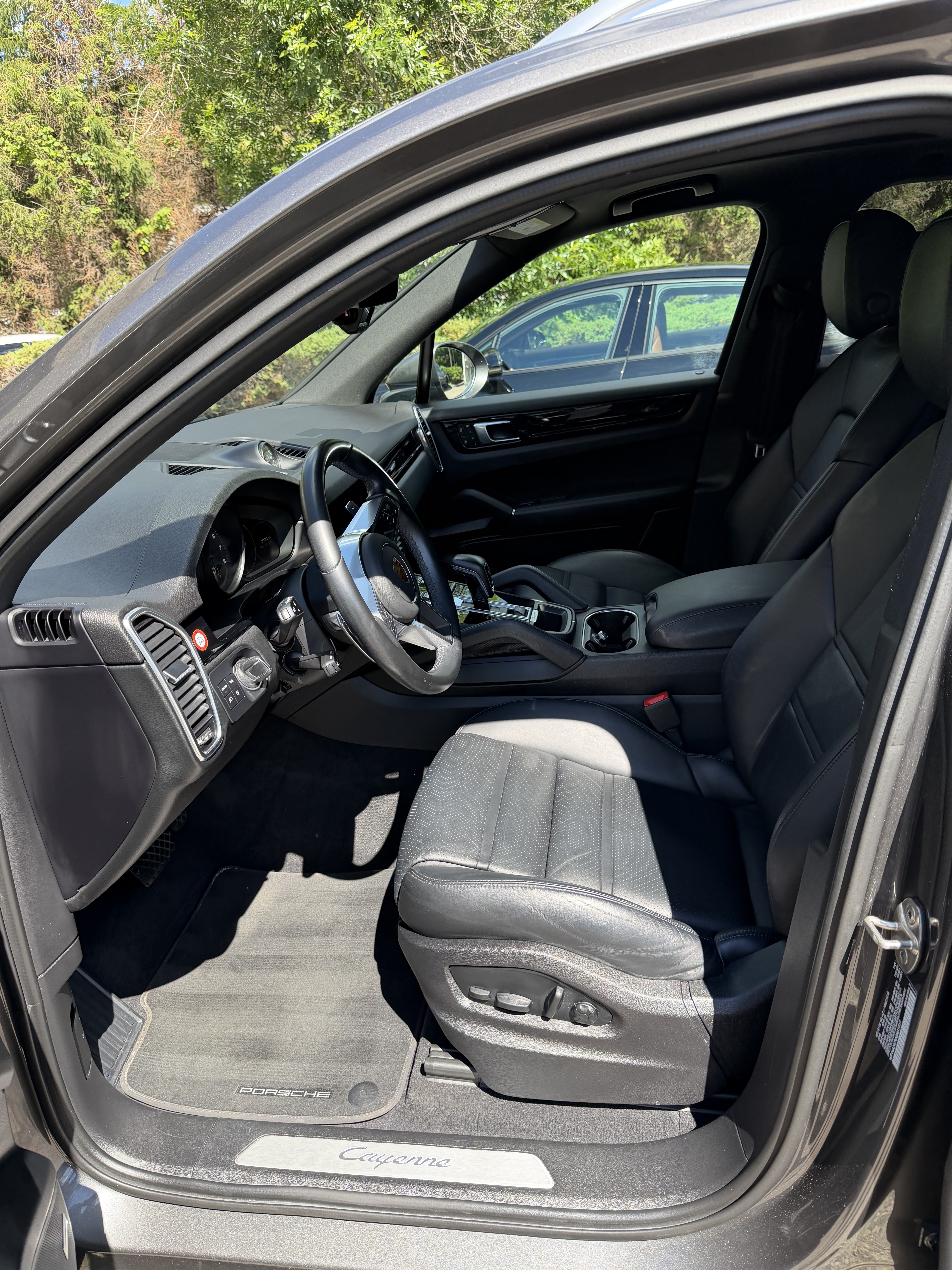 Porsche Macan Interior Gray