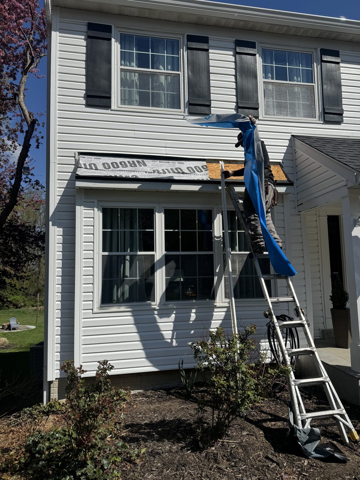 Roof leak and shingle repair