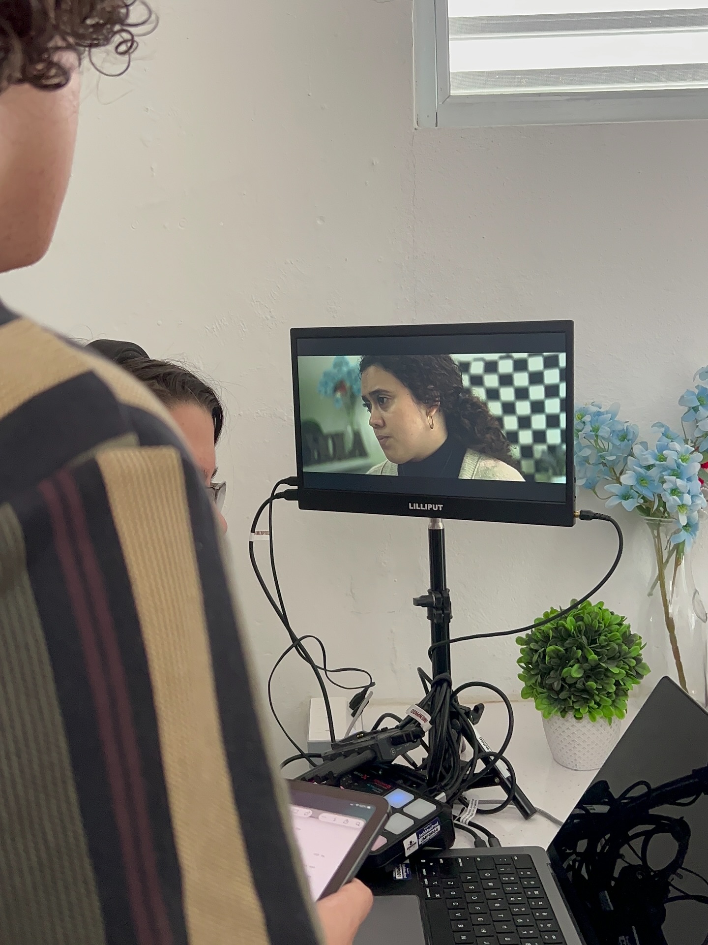 Behind the scenes 9
