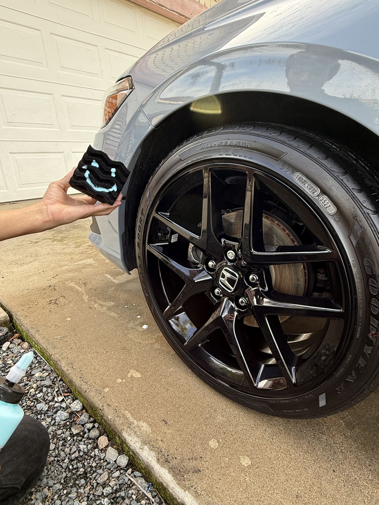 Detailed tire cleaning during mobile car detailing in Visalia California
