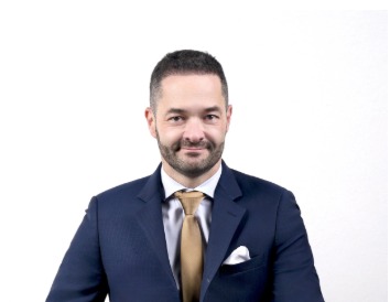 Álvaro Acevedo, Attorney