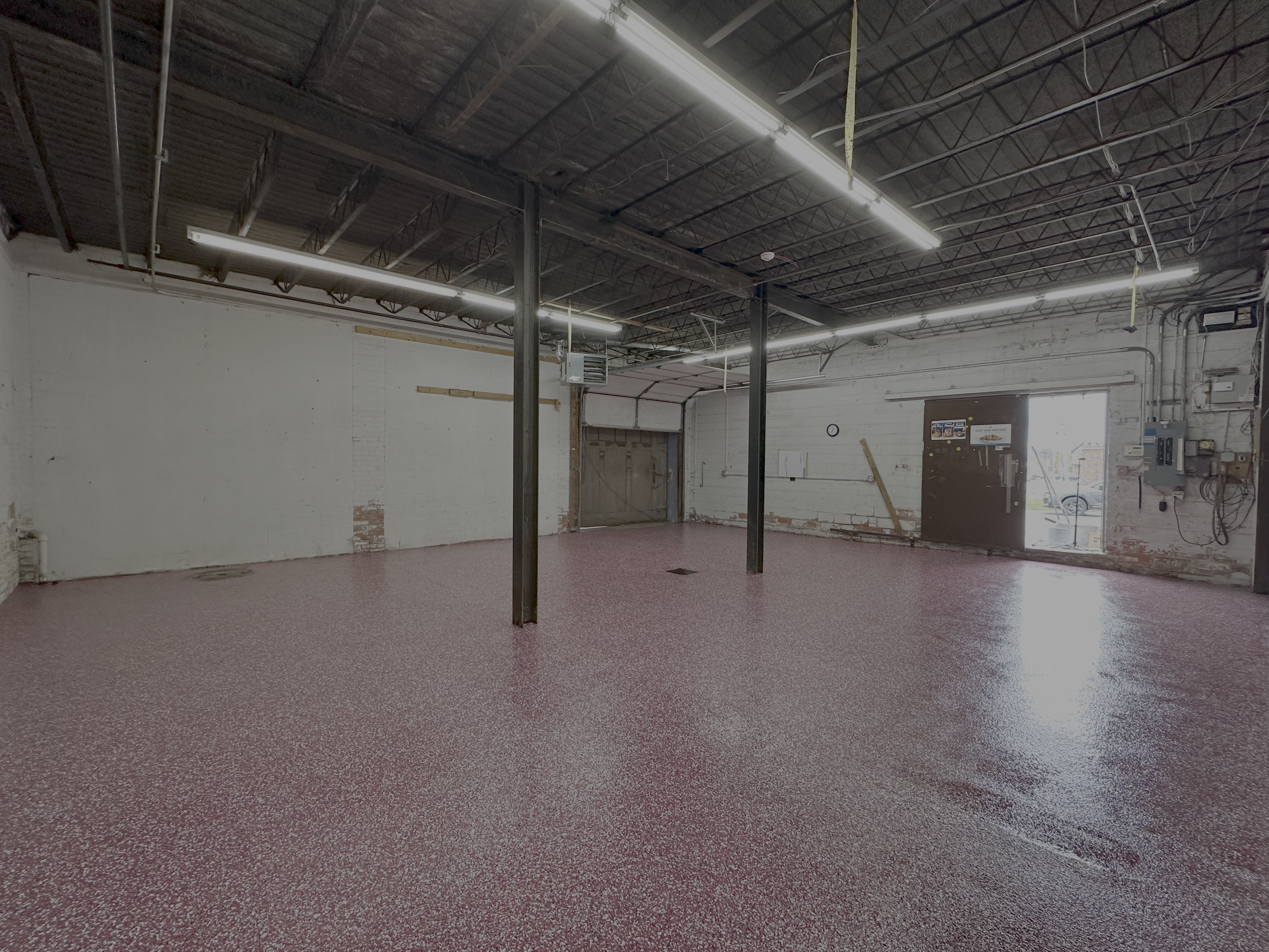 Flake Floor Installation — Commercial Space