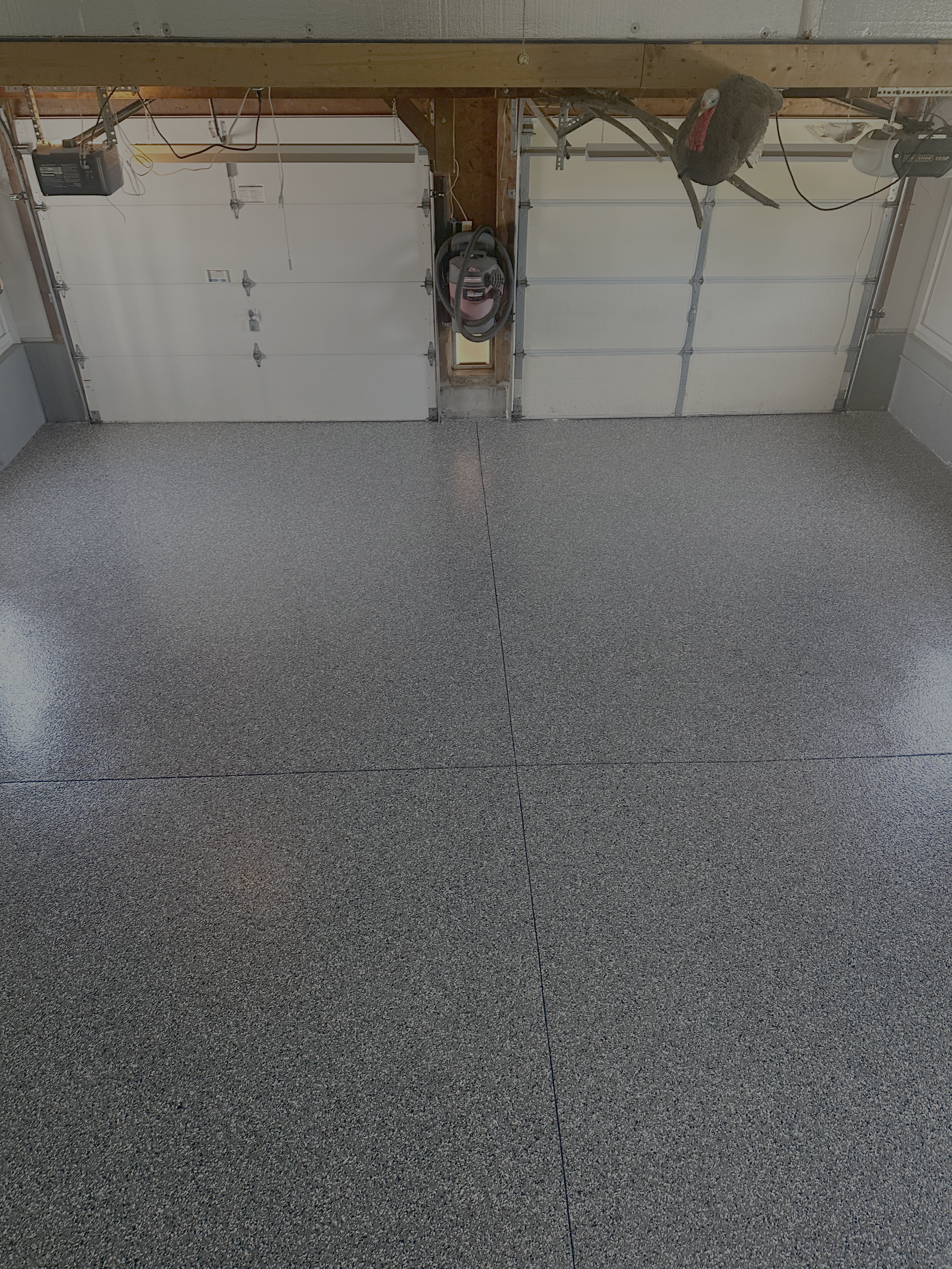 Flake Floor Installation — Residential Garage