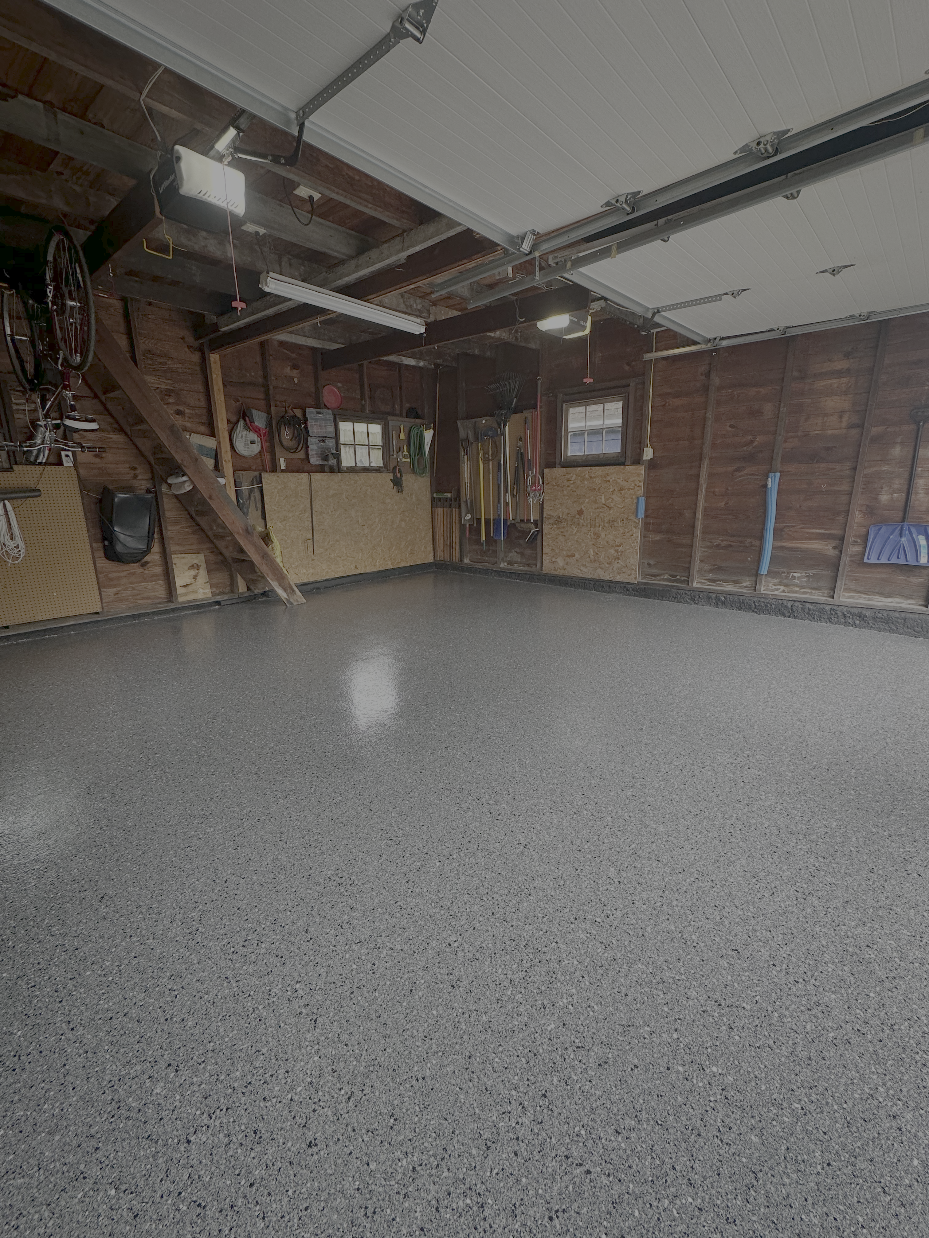 Flake Floor Installation — Residential Garage