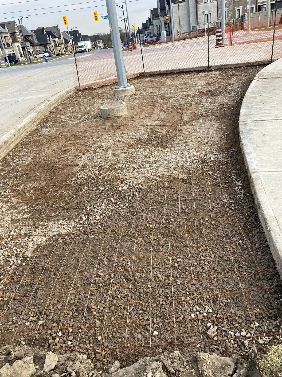 Asphalt paving and compaction on a commercial parking lot in the GTA