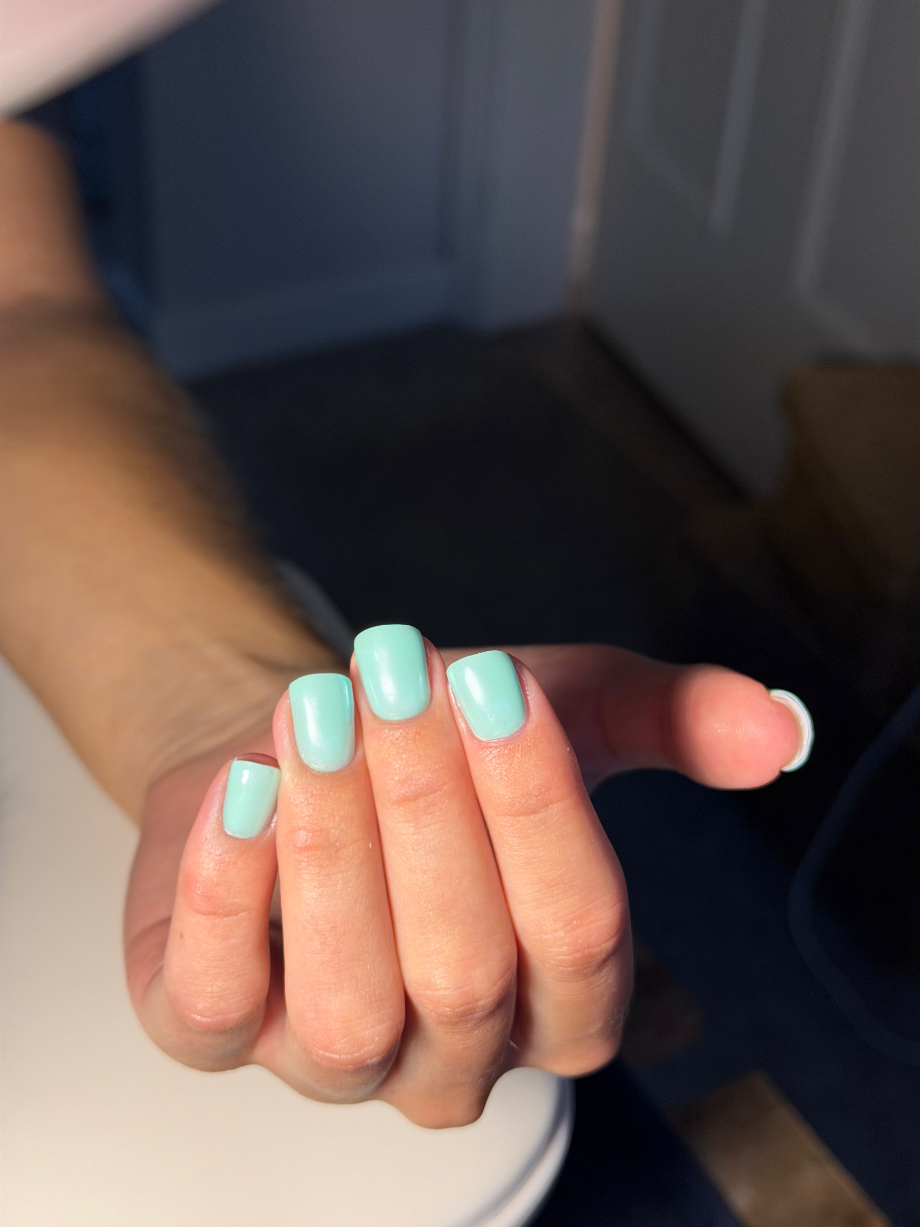Elegant manicured nails by Ami