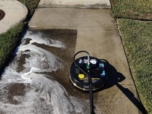 Sidewalk & Walkway Cleaning in Winter Springs