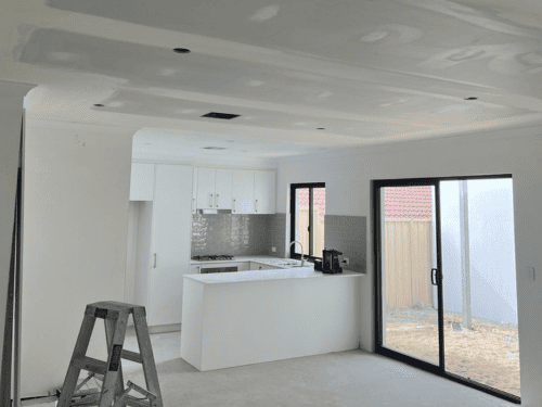 Painting in Baldivis