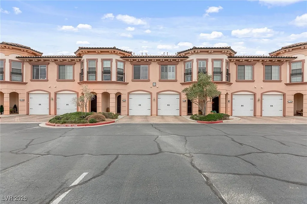 30 Via Vasari, Henderson