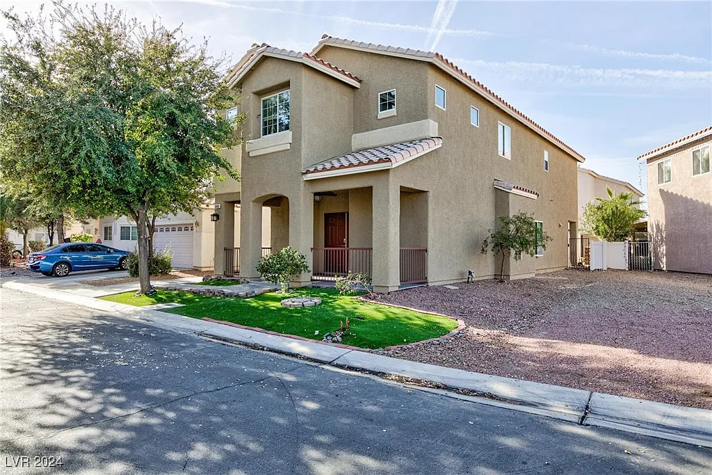 5843 Aimless St, Henderson — sold by Justin Donald