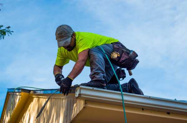 licensed roofing contractors greater raleigh