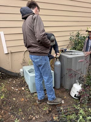 {{ custom_values.service_3 }} in {{custom_values.area_3})