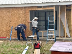 {{ custom_values.service_3 }} in {{custom_values.area_5})