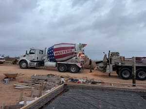 {{ custom_values.service_1 }} in {{custom_values.area_5})