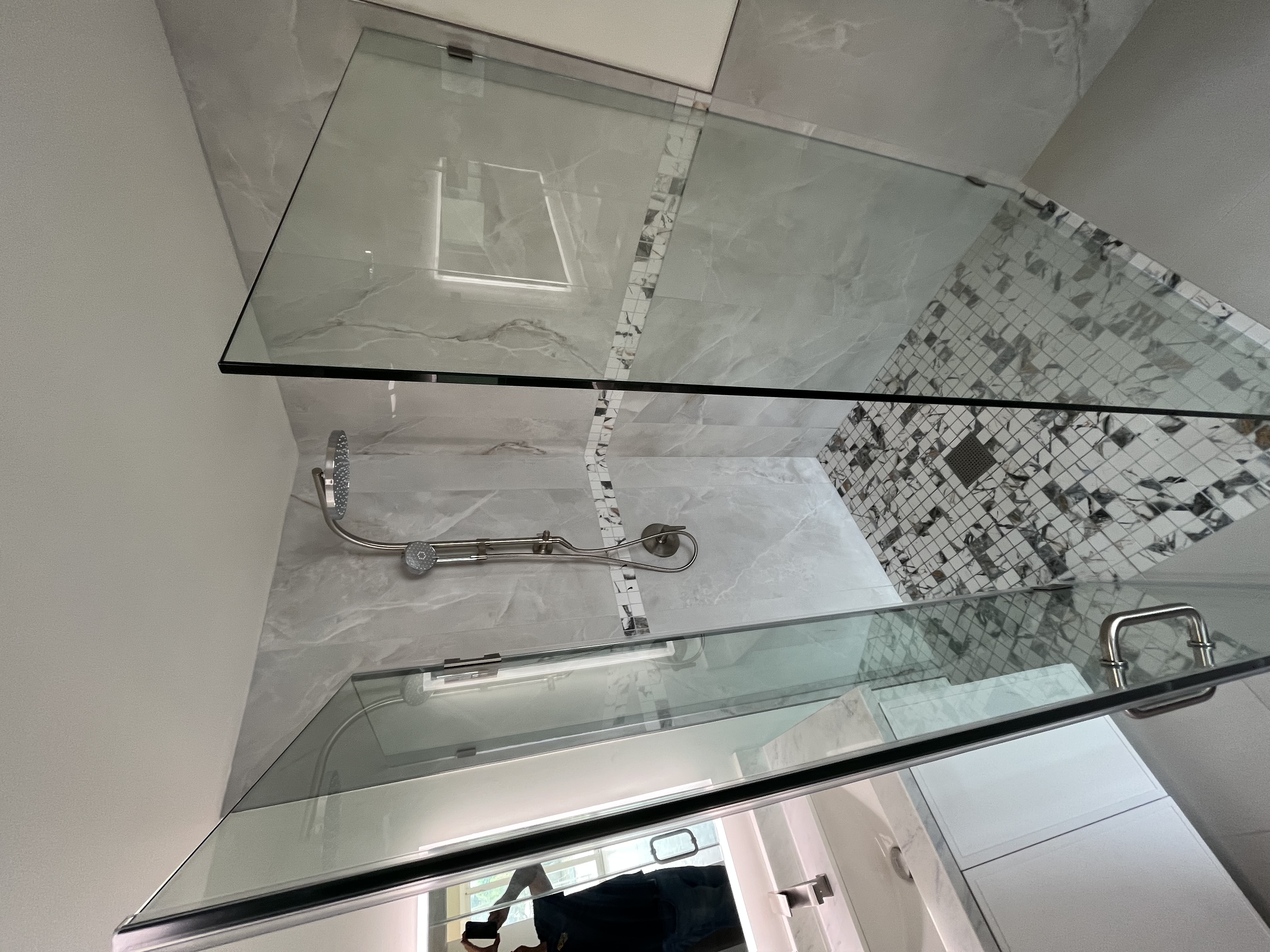 Luxury Vinyl Tile & Plank Riverside County