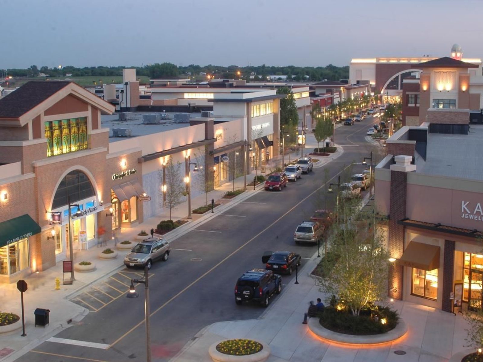 Shops and offices in downtown Bolingbrook, Illinois