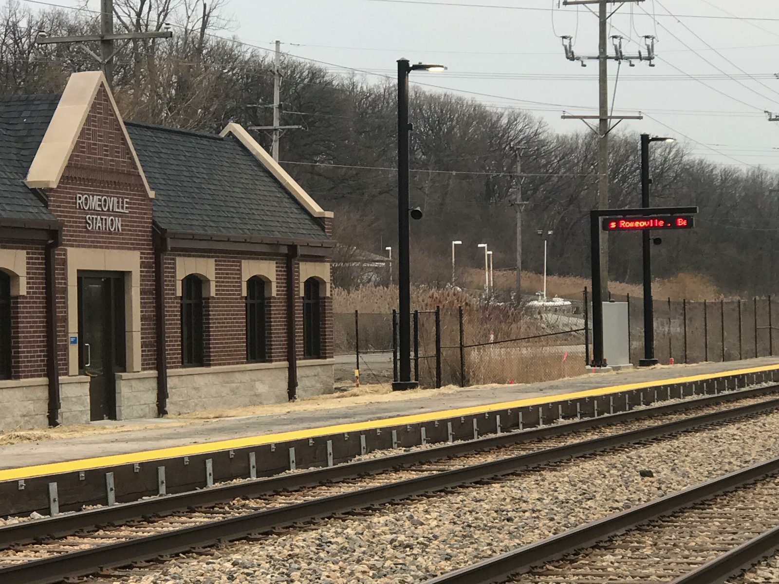 The Romeoville Metra station platform in Romeoville, Illinois