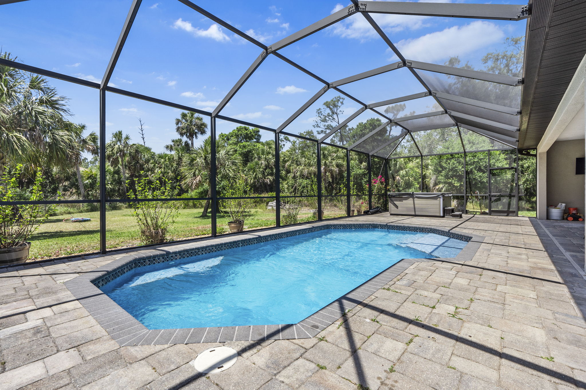 North Port backyard pool