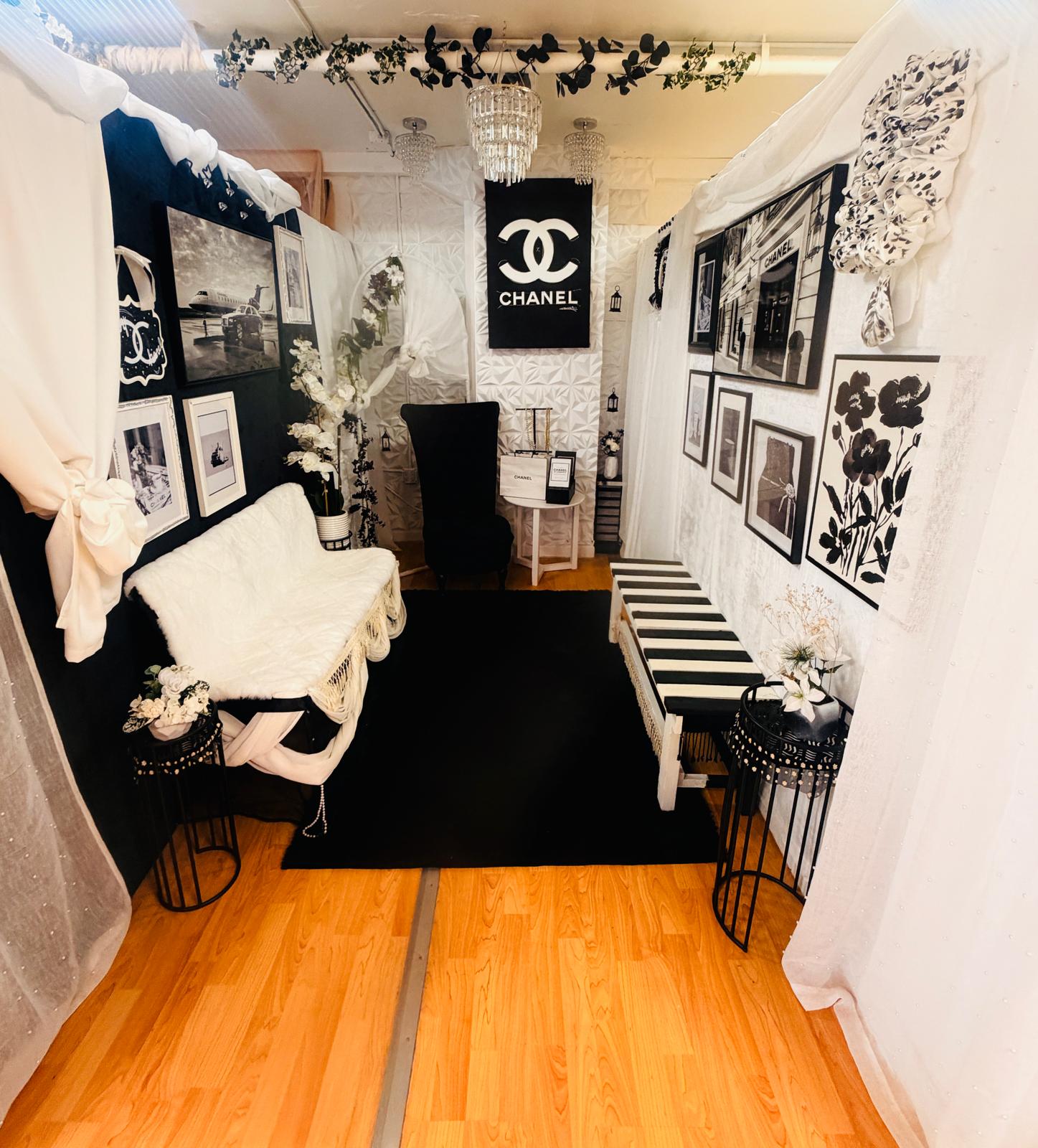 Black and white fashion themed booth
