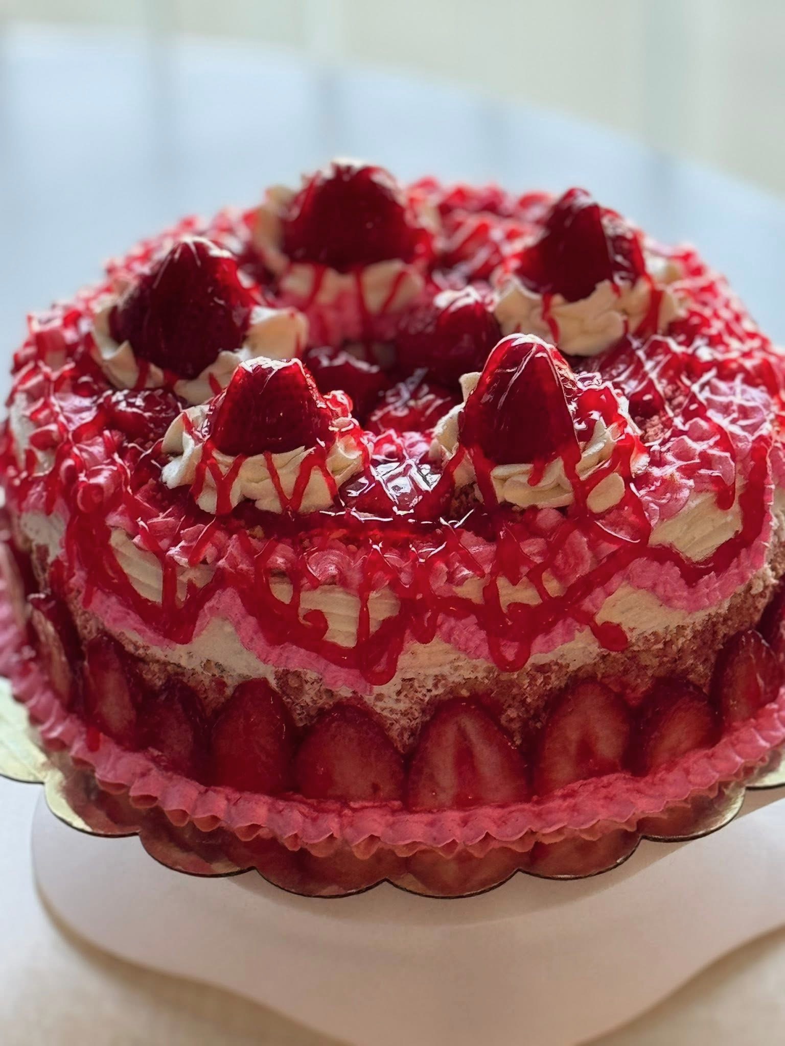 Custom cake by Debbie Coles, Created to Serve You
