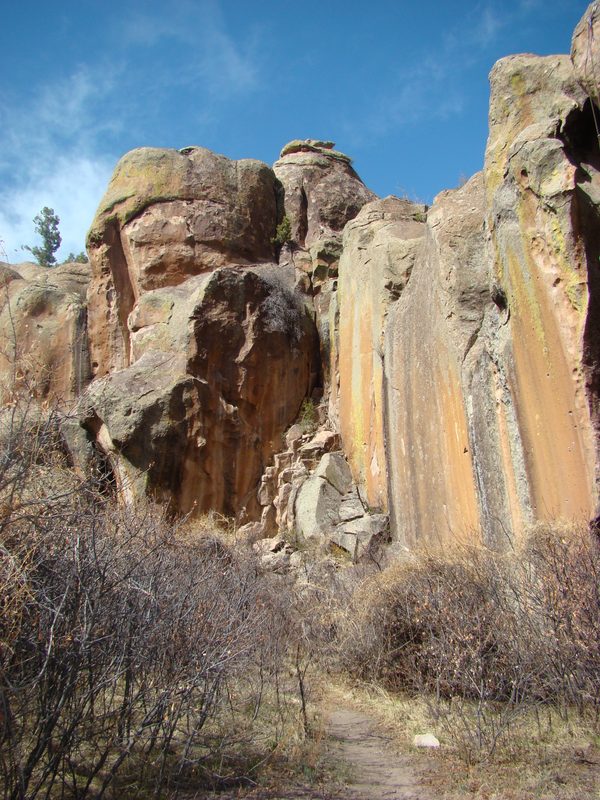 Boulders and cliffs in Penitente Canyon