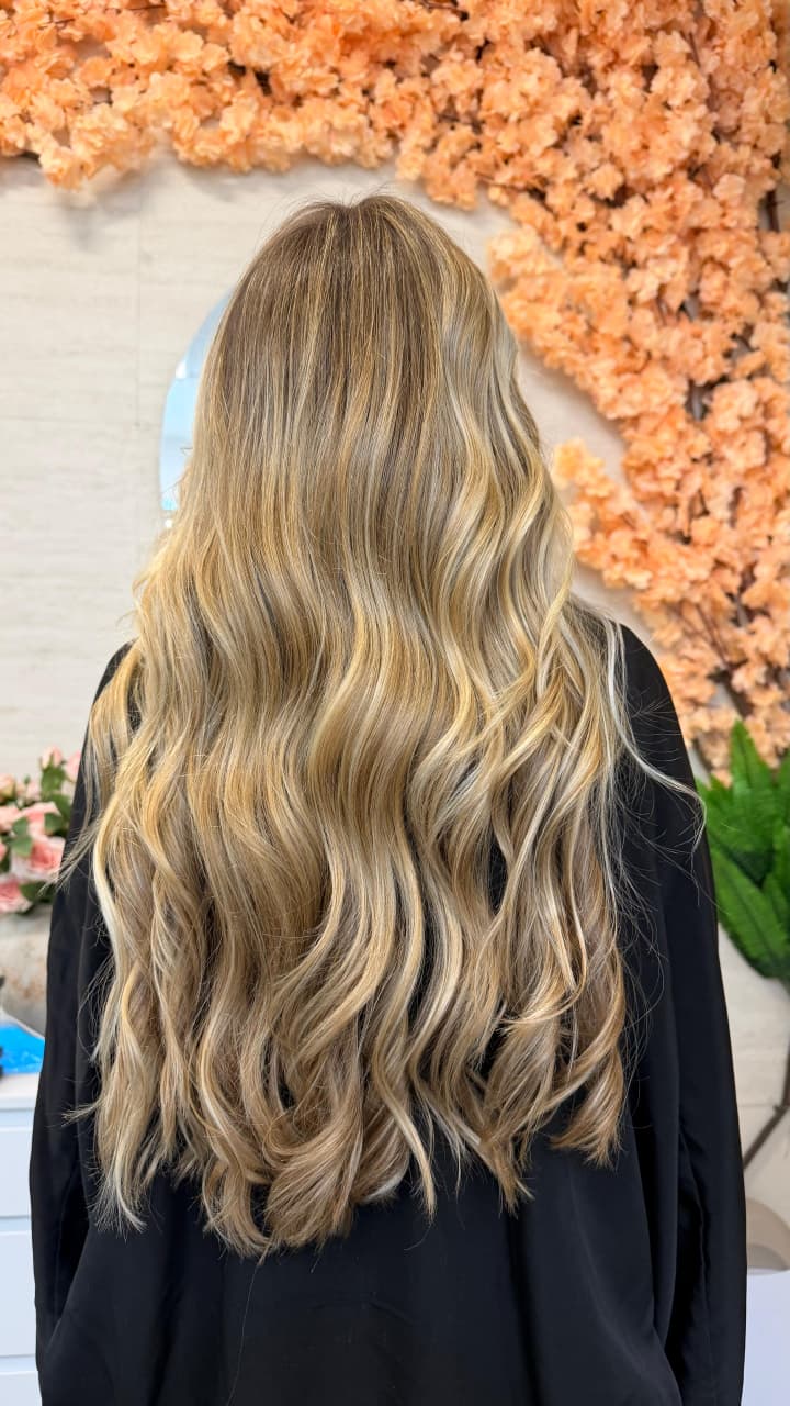 Beautiful blonde balayage hair texture