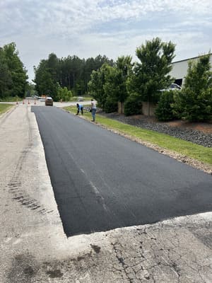 {{ custom_values.service_3 }} in {{custom_values.area_3})