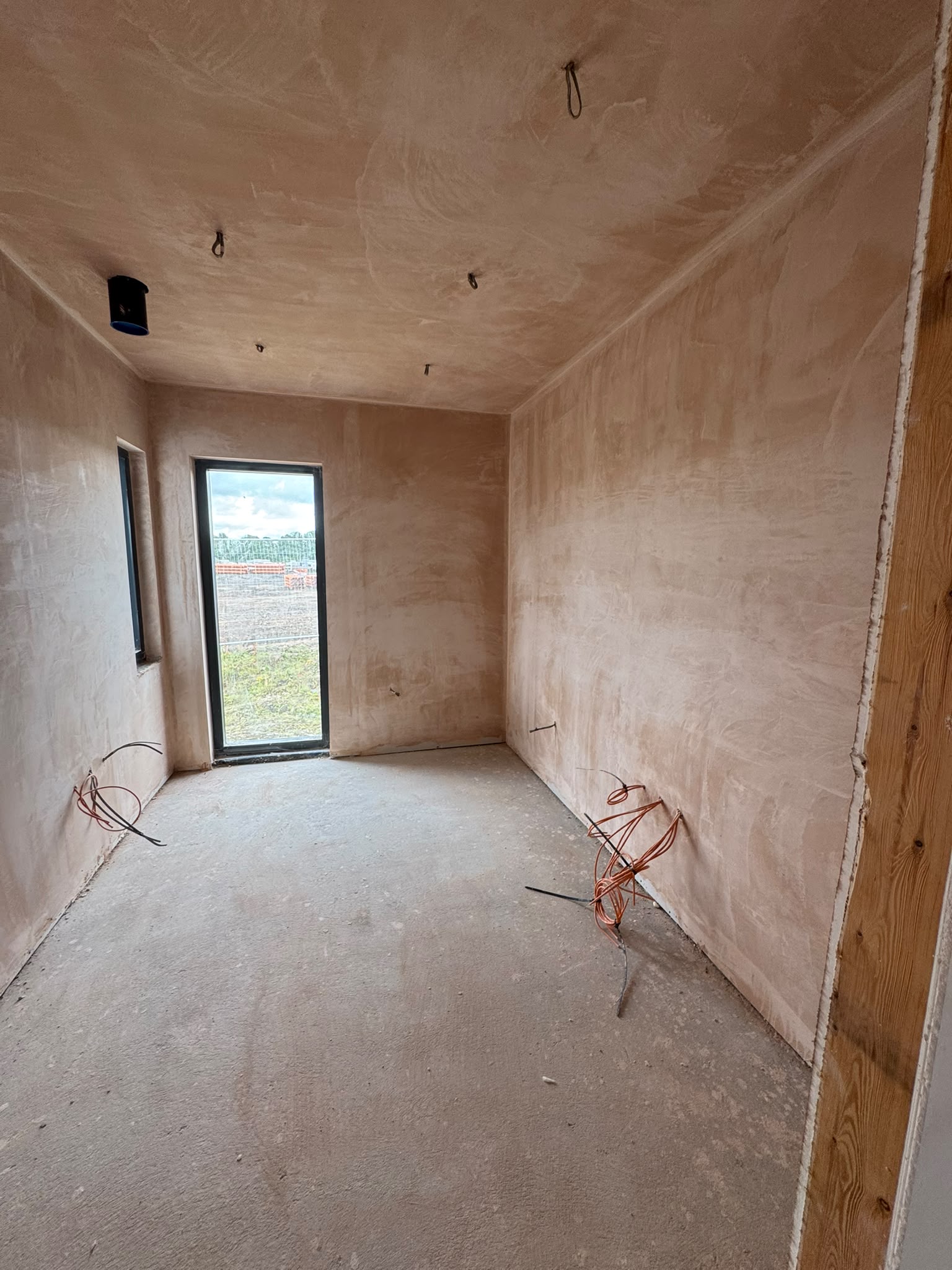 Professional hard plaster finish by CTL Plastering, Linlithgow